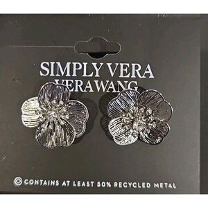Simply Vera Wang Silver Toned Flower Stud Earrings NWT (C-07)